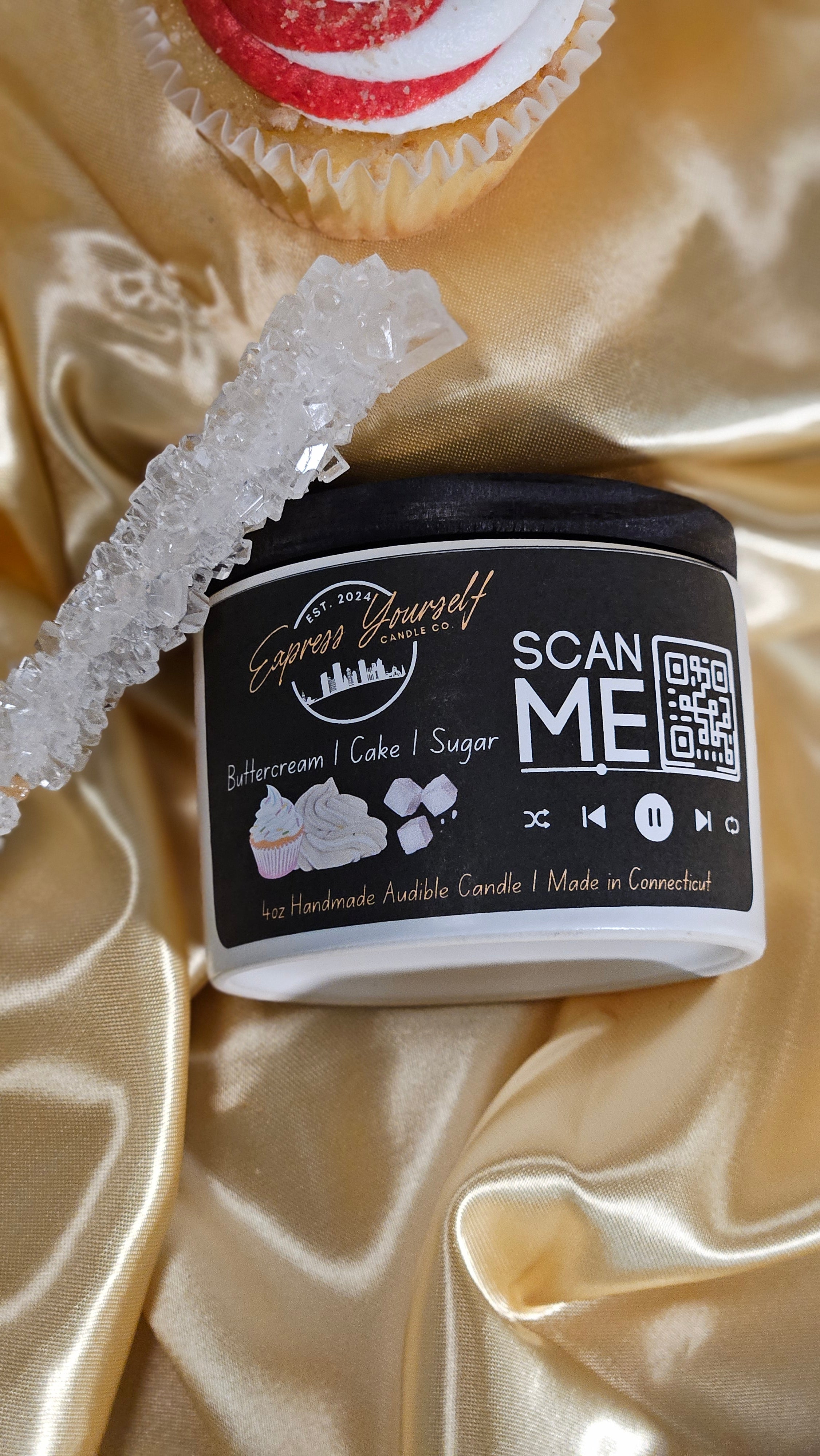 Handmade luxury vanilla cake scented candle